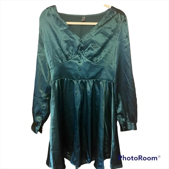 v neck t shirt dress long sleeve Traverse V-Neck Dress